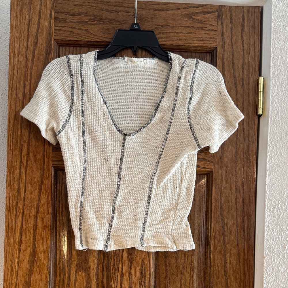 Gilded Intent Cream and Gray Knit Crop Top